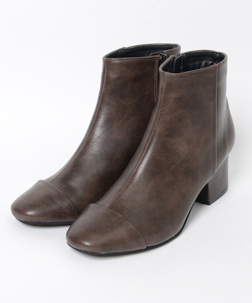 shopnikoniko（ショップニコニコ）の「センターシームスクエアトゥショートブーツ（ブーツ・レディース・ブラック/ホワイト/ブラウン・S/LL/M/L）」の4枚目の写真