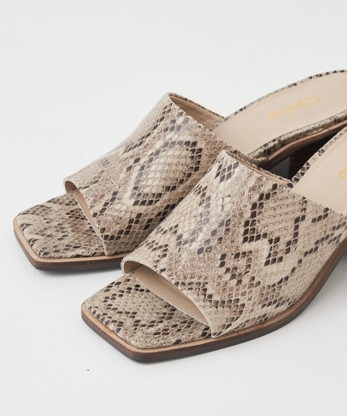 mystic(ミスティック)の「スクエアサンダル/ヒールサンダル/リゾート(サンダル・レディース・ブラック/アイボリー/キャメル・38/36/37)」の4枚目の写真