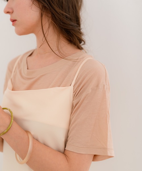 flowriri（フロウリリ）の「flowriri バックリボンサテンキャミワンピース（ワンピース・レディース・アイボリー/ベージュ・FREE）」の4枚目の写真