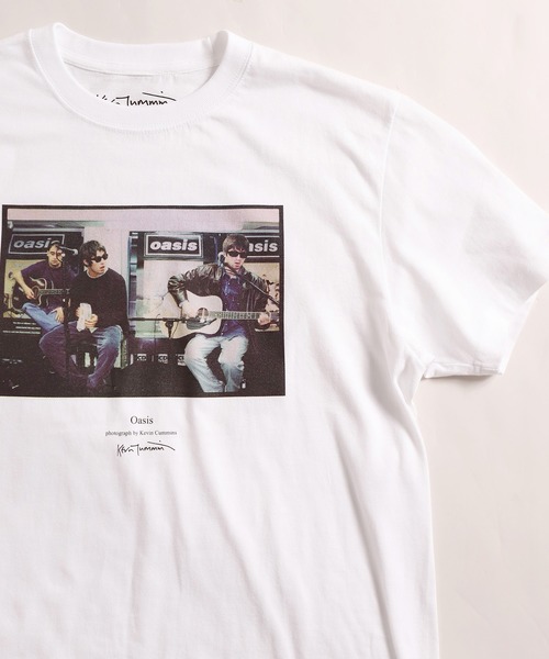 MEN'S BIGI（メンズビギ）の「【Kevin Cummins×MEN'S BIGI】OASISフォトグラフTシャツ（Tシャツ/カットソー・メンズ・ホワイト/ブラック・01/02/03）」の9枚目の写真
