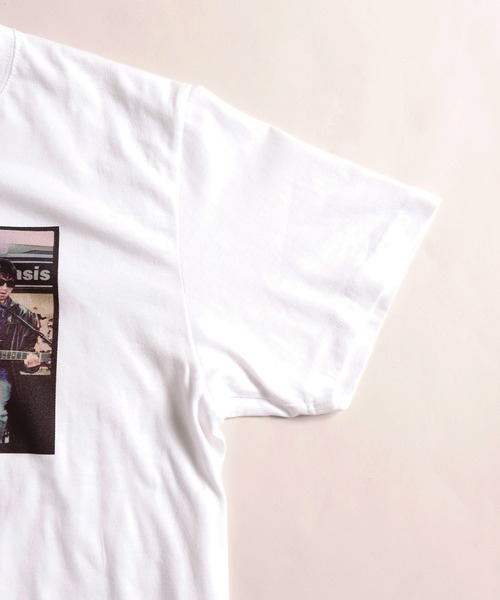 MEN'S BIGI（メンズビギ）の「【Kevin Cummins×MEN'S BIGI】OASISフォトグラフTシャツ（Tシャツ/カットソー・メンズ・ホワイト/ブラック・01/02/03）」の10枚目の写真
