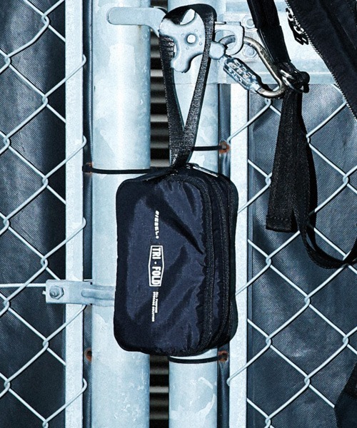 Diesel ディーゼル の メンズ ストラップ付きポーチ ポーチ Wear