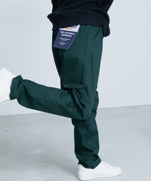 Dickies（ディッキーズ）の「【DICKIES/ディッキーズ】ツイルイージーパンツ　０４１０－７７１１ ビッグシルエット　ジョガーパンツ　　テーパードシルエット　ウエストゴム仕様　タック入り（その他パンツ・メンズ・チャコールグレー/ブラック/ベージュ/カーキ/スミクロ/ダークベージュ/グレー/グリーン/オリーブ・MEDIUM/LARGE/X-LARGE）」の18枚目の写真