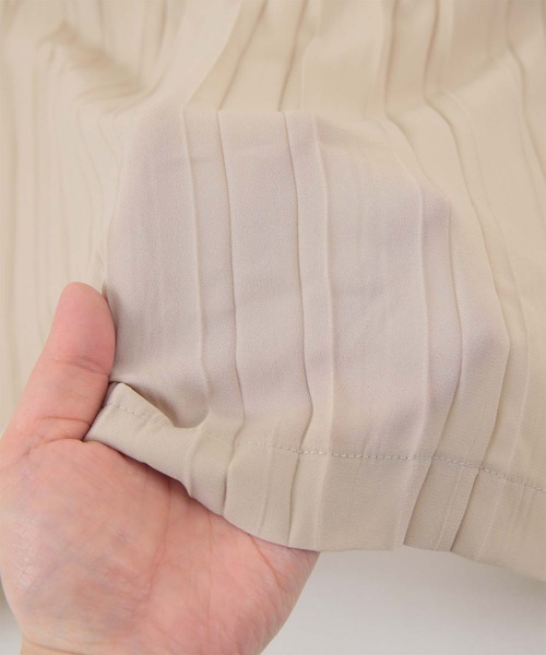 titivate(ティティベイト)の「バックプリーツライトトレンチコート(トレンチコート・レディース・ベージュ/ライトベージュ/グレイッシュベージュ・S/M)」の18枚目の写真