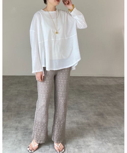 She's Closet（シーズクローゼット）の「バックスリット長袖ロングTシャツ（Tシャツ/カットソー・レディース・オフホワイト/ブラック・FREE）」の4枚目の写真