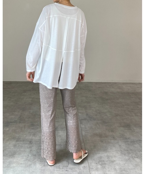 She's Closet（シーズクローゼット）の「バックスリット長袖ロングTシャツ（Tシャツ/カットソー・レディース・オフホワイト/ブラック・FREE）」の5枚目の写真