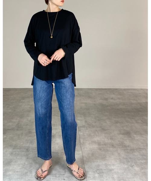 She's Closet（シーズクローゼット）の「バックスリット長袖ロングTシャツ（Tシャツ/カットソー・レディース・オフホワイト/ブラック・FREE）」の20枚目の写真