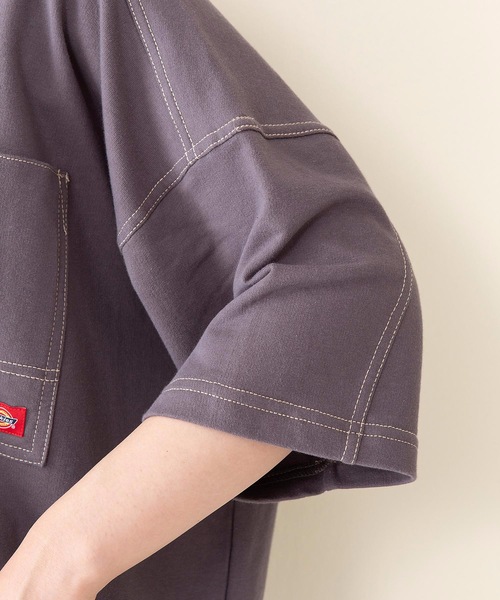 Dickies(ディッキーズ)の「【DICKIES/ディッキーズ】ミニ裏毛ワイドフィット(ビッグシルエット)Tシャツ ワンポイントブランドロゴ(Tシャツ/カットソー・レディース・グリーン/チャコールグレー/ホワイト・MEDIUM)」の22枚目の写真