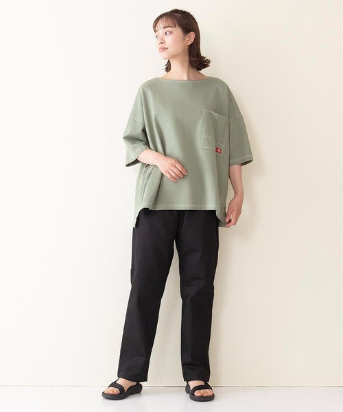 Dickies(ディッキーズ)の「【DICKIES/ディッキーズ】ミニ裏毛ワイドフィット(ビッグシルエット)Tシャツ ワンポイントブランドロゴ(Tシャツ/カットソー・レディース・グリーン/チャコールグレー/ホワイト・MEDIUM)」の16枚目の写真