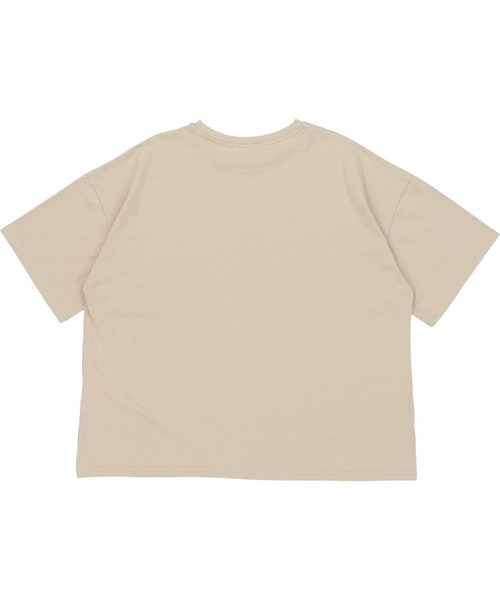 SPINNS（スピンズ）の「【ゆったりシルエット】古着風エンブレムデザイン 半袖Tシャツ（Tシャツ/カットソー・レディース・ブルー/グリーン/ベージュ/ボルドー・ONESIZE）」の17枚目の写真