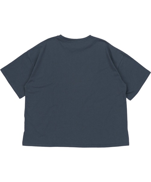 SPINNS（スピンズ）の「【ゆったりシルエット】古着風エンブレムデザイン 半袖Tシャツ（Tシャツ/カットソー・レディース・ブルー/グリーン/ベージュ/ボルドー・ONESIZE）」の13枚目の写真