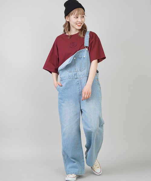 SPINNS（スピンズ）の「【ゆったりシルエット】古着風エンブレムデザイン 半袖Tシャツ（Tシャツ/カットソー・レディース・ブルー/グリーン/ベージュ/ボルドー・ONESIZE）」の9枚目の写真