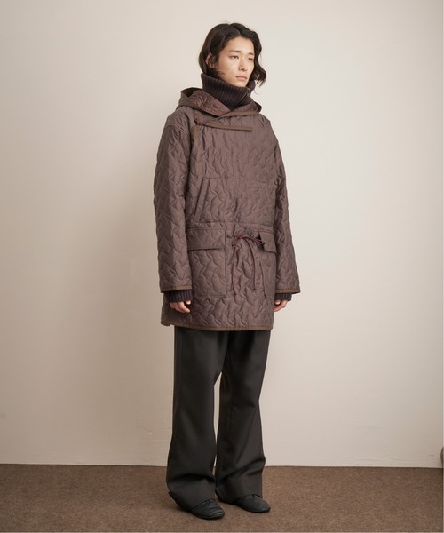 And A(アンドエー)の「TROVE トローブ / JARVI ANORAK ジャルビ キルティングアノラックパーカー フーディー / 65BLS03(その他アウター・メンズ・アッシュブラウン/グレー・1/2/3)」の4枚目の写真