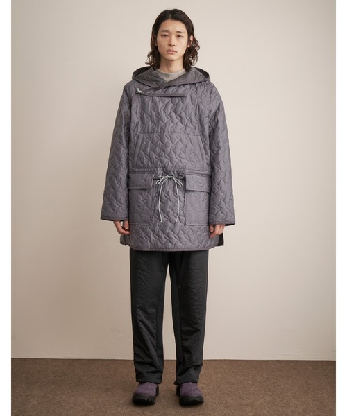 And A(アンドエー)の「TROVE トローブ / JARVI ANORAK ジャルビ キルティングアノラックパーカー フーディー / 65BLS03(その他アウター・メンズ・アッシュブラウン/グレー・1/2/3)」の10枚目の写真