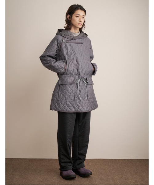 And A(アンドエー)の「TROVE トローブ / JARVI ANORAK ジャルビ キルティングアノラックパーカー フーディー / 65BLS03(その他アウター・メンズ・アッシュブラウン/グレー・1/2/3)」の12枚目の写真