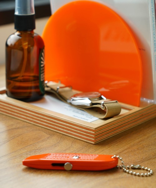 PENCO（ペンコ）の「Penco ペンコ ユーティリティナイフ（ステーショナリー・メンズ・ブラック/カーキ/オレンジ/アイボリー/シルバー・FREE）」の7枚目の写真