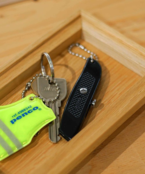 PENCO（ペンコ）の「Penco ペンコ ユーティリティナイフ（ステーショナリー・メンズ・ブラック/カーキ/オレンジ/アイボリー/シルバー・FREE）」の10枚目の写真