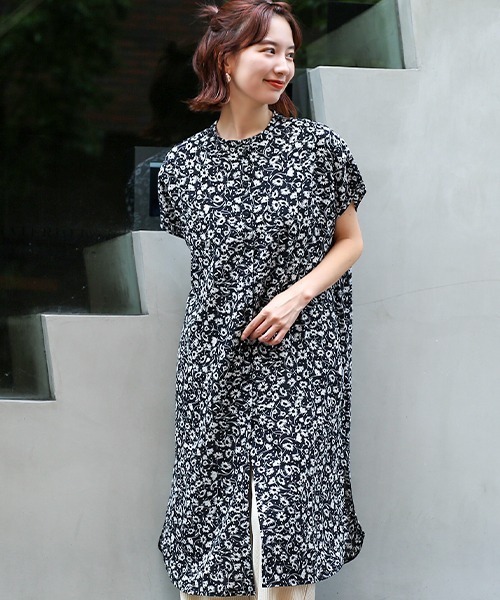 チチカカ（チチカカ）の「ノーカラーシャツワンピース（シャツワンピース・レディース・オフホワイト/ブラック/グリーン・FREE）」の2枚目の写真