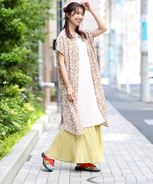 チチカカ（チチカカ）の「ノーカラーシャツワンピース（シャツワンピース・レディース・オフホワイト/ブラック/グリーン・FREE）」の4枚目の写真