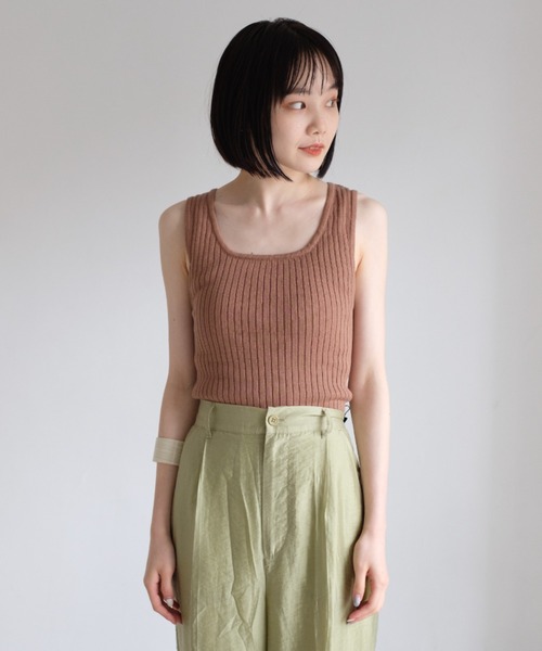 Kastane（カスタネ）の「プレーンリブニットタンク（タンクトップ・レディース・グリーン/アイボリー/モカ・FREE）」の15枚目の写真
