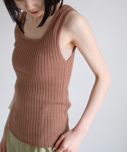 Kastane（カスタネ）の「プレーンリブニットタンク（タンクトップ・レディース・グリーン/アイボリー/モカ・FREE）」の5枚目の写真