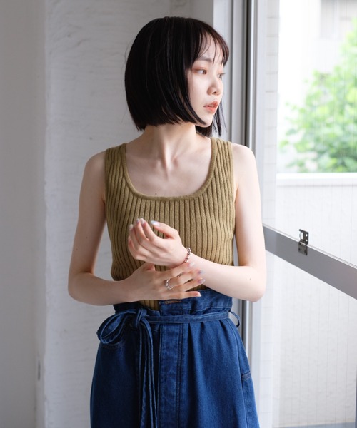 Kastane（カスタネ）の「プレーンリブニットタンク（タンクトップ・レディース・グリーン/アイボリー/モカ・FREE）」の19枚目の写真