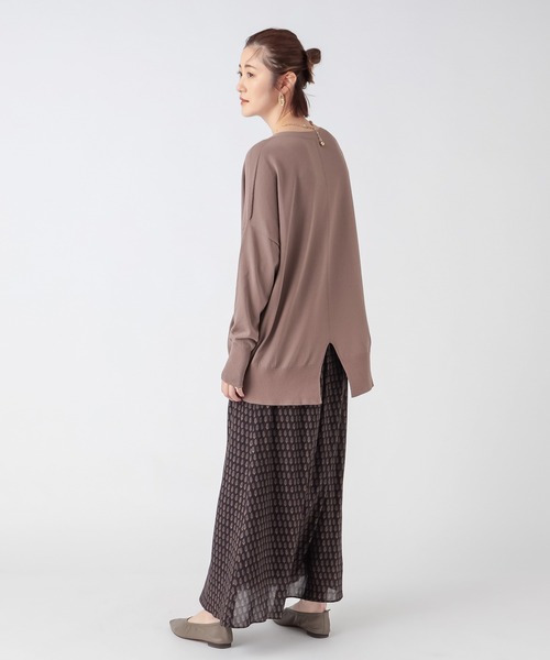 RIVE DROITE（リヴドロワ）の「シルエットで魅せる　ライト天竺スリットワイドニット（ニット/セーター・レディース・グリーン/ネイビー/モカ・FREE）」の19枚目の写真