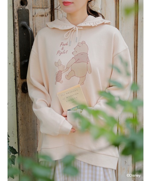 Disney（ディズニー）の「ﾃﾞｨｽﾞﾆｰｷｬﾗｸﾀｰ/ﾌﾘﾙﾊﾟｰｶｰ（パーカー・レディース・オフホワイト/ピンク/ライトベージュ・FREE）」の3枚目の写真