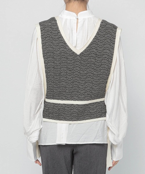 PAGEBOY(ページボーイ)の「ジャガードショートベスト(ベスト・レディース・ブラウン系その他/ブラック系その他・FREE)」の13枚目の写真