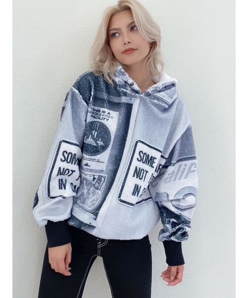 GYDA（ジェイダ）の「photo boa パーカー（パーカー・レディース・グレー/ベージュ・FREE）」の14枚目の写真
