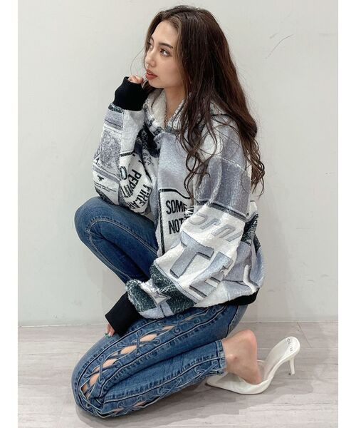 GYDA（ジェイダ）の「photo boa パーカー（パーカー・レディース・グレー/ベージュ・FREE）」の18枚目の写真