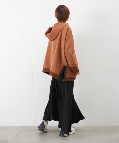 AVIE（アビィ）の「AVIE×LC/LLL テントラインナイロンブルゾン