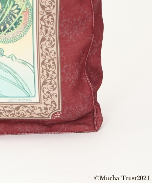 axes femme（アクシーズファム）の「ミュシャ　プリントバッグ（トートバッグ・レディース・ワイン/ネイビー・MEDIUM）」の7枚目の写真