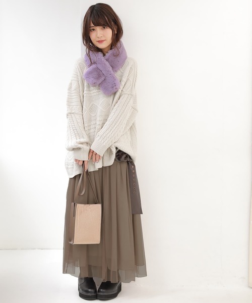 osharewalker（オシャレウォーカー）の「『フェイクファーミニティペット』（マフラー・レディース・モカ/パープル/ライトグレー/チャコール・FREE）」の11枚目の写真