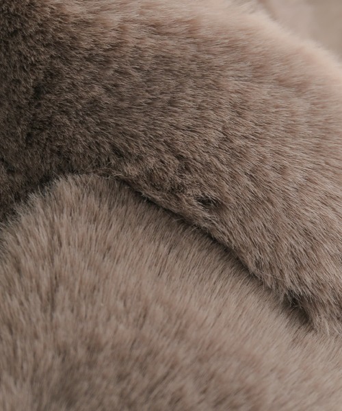 osharewalker（オシャレウォーカー）の「『フェイクファーミニティペット』（マフラー・レディース・モカ/パープル/ライトグレー/チャコール・FREE）」の19枚目の写真