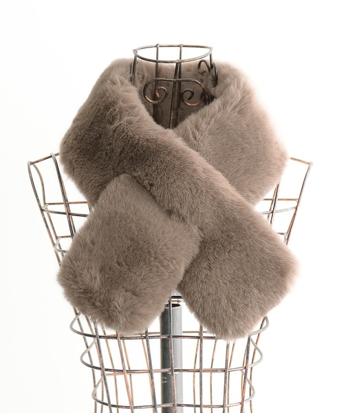 osharewalker（オシャレウォーカー）の「『フェイクファーミニティペット』（マフラー・レディース・モカ/パープル/ライトグレー/チャコール・FREE）」の22枚目の写真