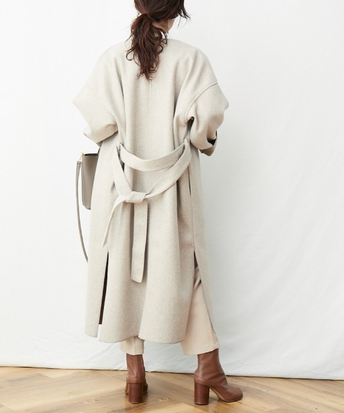 AZUL ENCANTO(アズールエンカント)の「リボンタックブラウス(シャツ/ブラウス・レディース・ホワイト/ブラック・FREE)」の17枚目の写真