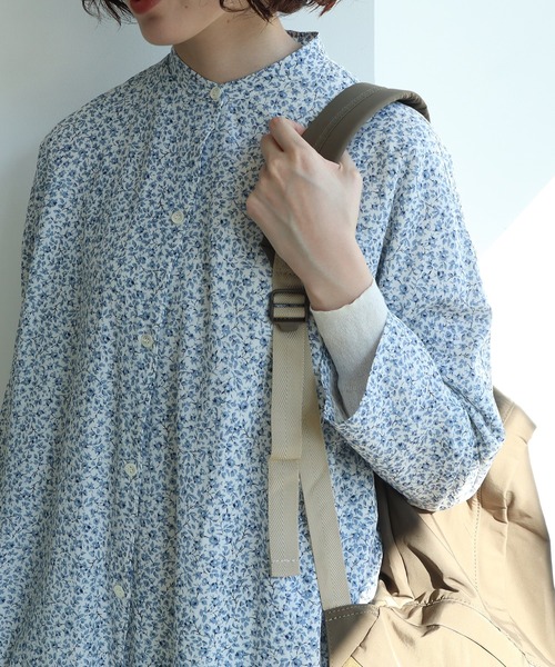 yuni（ユニ　）の「コットンキュプラ flower pr banded collarワンピース（シャツワンピース・レディース・サックスブルー/グレー・FREE）」の13枚目の写真