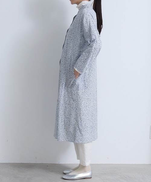 yuni（ユニ　）の「コットンキュプラ flower pr banded collarワンピース（シャツワンピース・レディース・サックスブルー/グレー・FREE）」の10枚目の写真