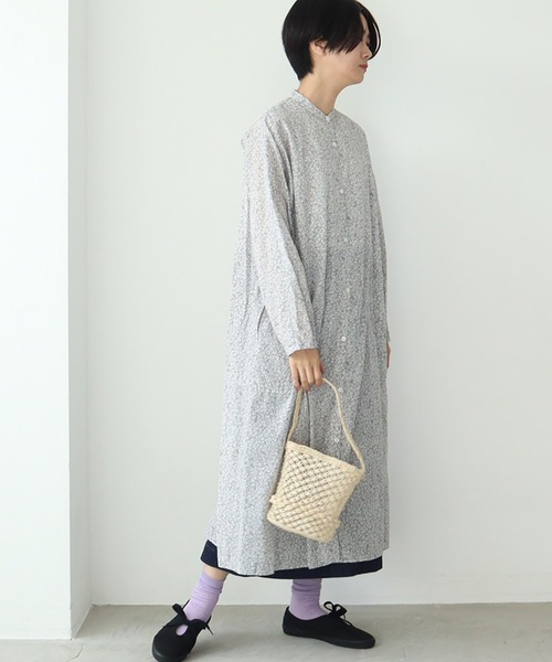 yuni（ユニ　）の「コットンキュプラ flower pr banded collarワンピース（シャツワンピース・レディース・サックスブルー/グレー・FREE）」の22枚目の写真