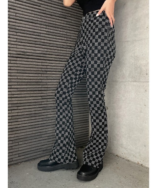 ENVYM（アンビー）の「ミニフレアチェックＰＴ（その他パンツ・レディース・ブラック/ベージュ・FREE）」の3枚目の写真