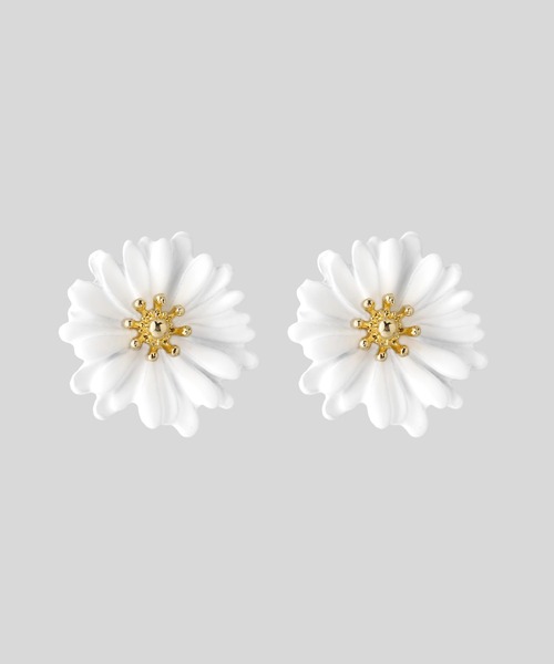 ANEMONE(アネモネ)の「マットカラーフラワーピアス(ピアス(両耳用)・レディース・ブラウン/ピンク/ホワイト/ブルー・FREE)」の2枚目の写真