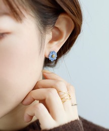 ANEMONE（アネモネ）の「マットカラーフラワーピアス（ピアス（両耳用））」