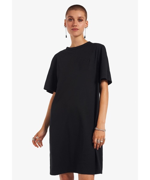 未使用✨FRED PERRY Taped Insert Sleeve Dress FRED PERRY（フレッドペリー）の「Taped Insert Sleeve Dress