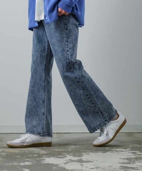 improves（インプローブス）の「ケミカルウォッシュ フレア デニムパンツ（デニムパンツ・メンズ・ブルー/ブラック・MEDIUM/LARGE）」の10枚目の写真