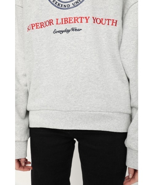 SLY（スライ）の「EMBLEM KZ SWEATSHIRTS/エンブレムスウェット（スウェット・レディース・杢グレー/ネイビー・FREE）」の12枚目の写真