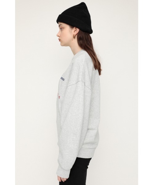 SLY（スライ）の「EMBLEM KZ SWEATSHIRTS/エンブレムスウェット（スウェット・レディース・杢グレー/ネイビー・FREE）」の6枚目の写真