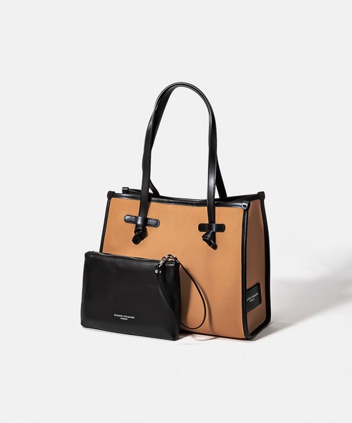 GIANNI CHIARINI(ジャンニ キアリーニ)の「GIANNI CHIARINI MARCELLA S ジャンニ キアリーニ マルチェッラ S ポーチ付き トートバッグ(トートバッグ・レディース・ブラック/ベージュ/レッド/オリーブ/カーキ/オレンジ/ブルー/ライトブラウン/クリーム/ベージュ系その他/ダークブルー/ダークベージュ/ブルー系その他/ベビーピンク/ベージュ系/イエロー/ベージュ系その他2・FREE)」の8枚目の写真