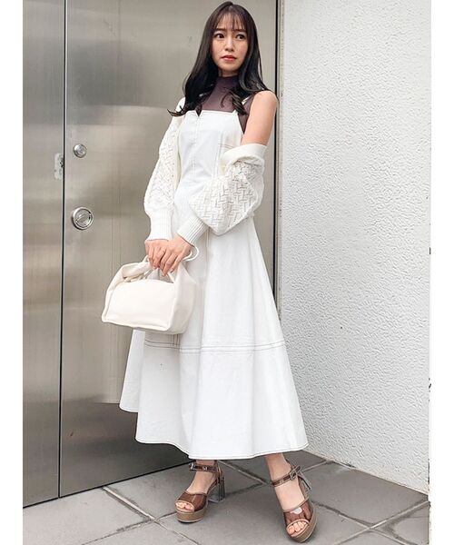 dazzlin（ダズリン）の「ダブルステッチキャミワンピース（ワンピース・レディース・オフホワイト/インディゴブルー・SMALL/MEDIUM）」の6枚目の写真