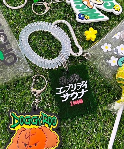 SPINNS(スピンズ)の「サウナモチーフ アクリルキーホルダー(キーホルダー・レディース・A/イエロー/グリーン・ONESIZE)」の11枚目の写真